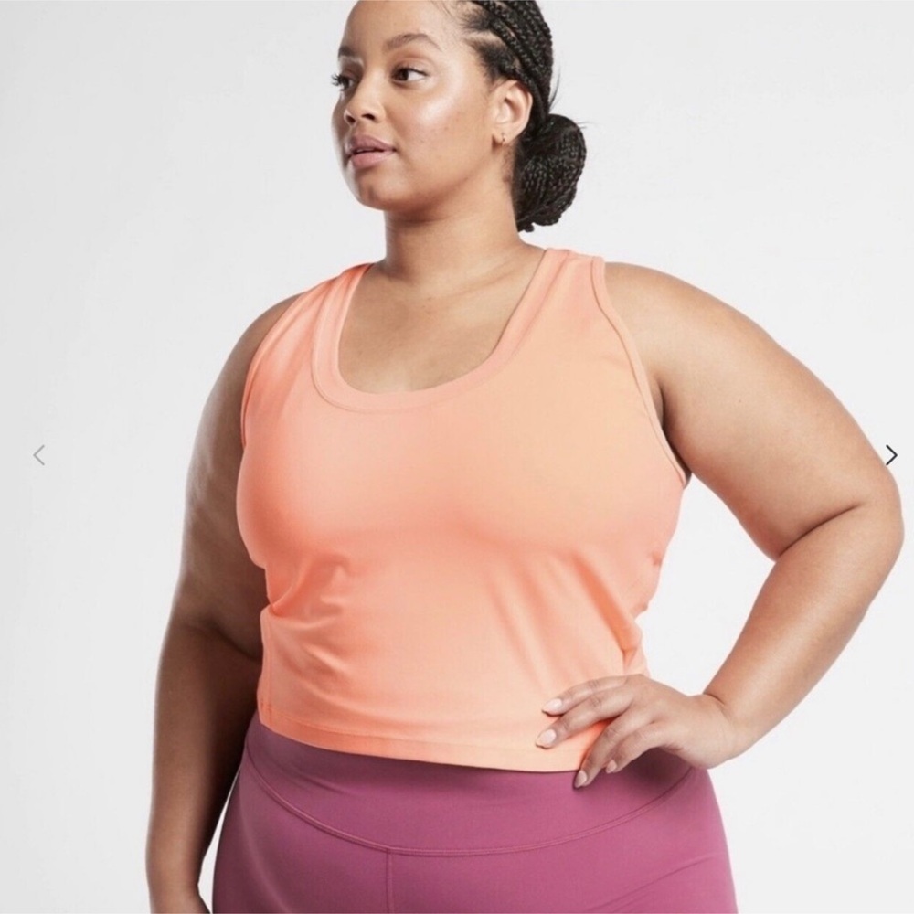 NWT Athleta Shanti Crop Top